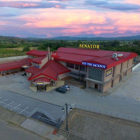 غيفيغليا Casino Motel Senator المظهر الخارجي الصورة